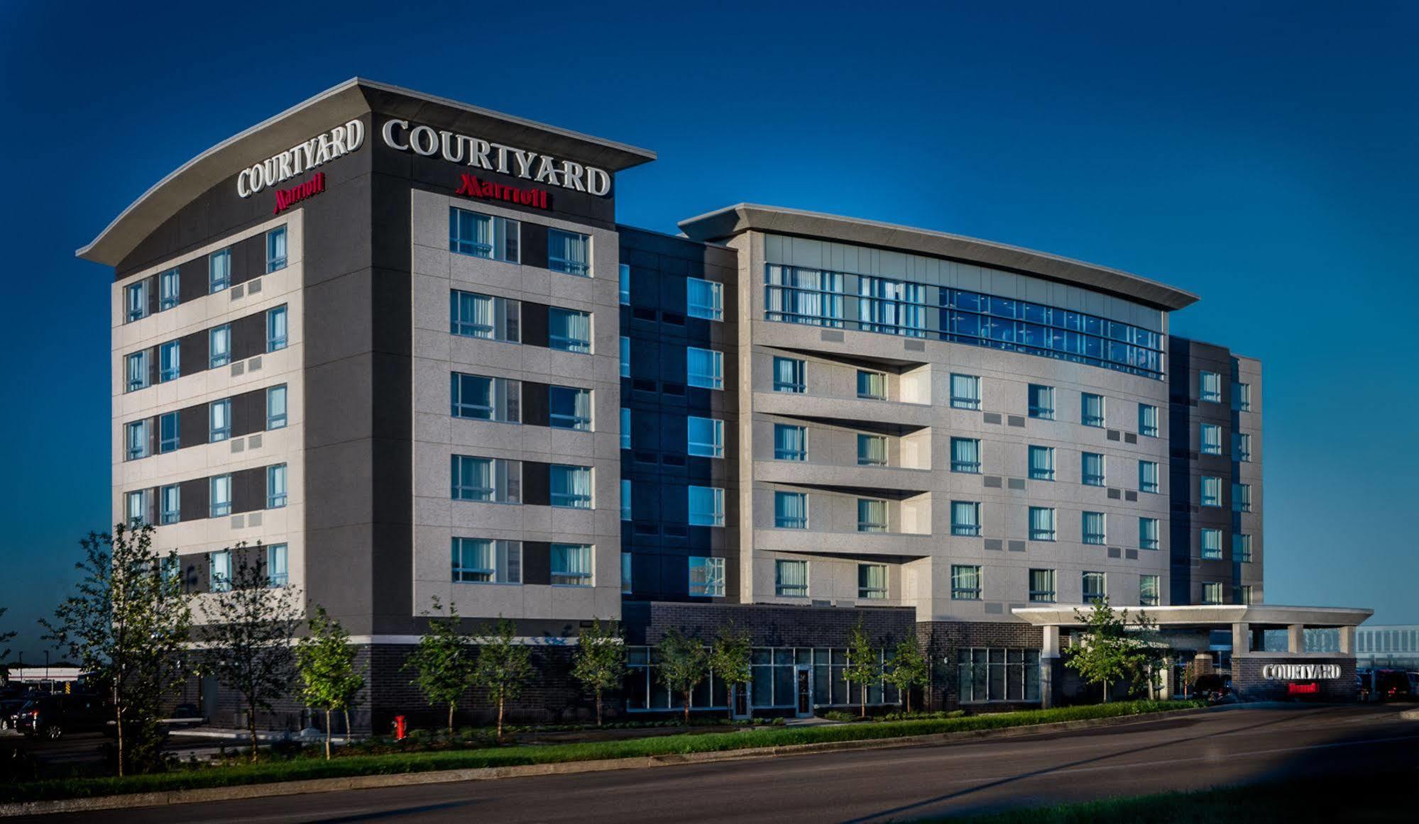 Courtyard By Marriott Winnipeg Airport Esterno foto