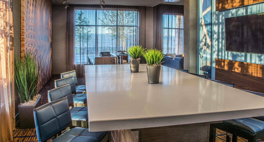 Courtyard By Marriott Winnipeg Airport Esterno foto